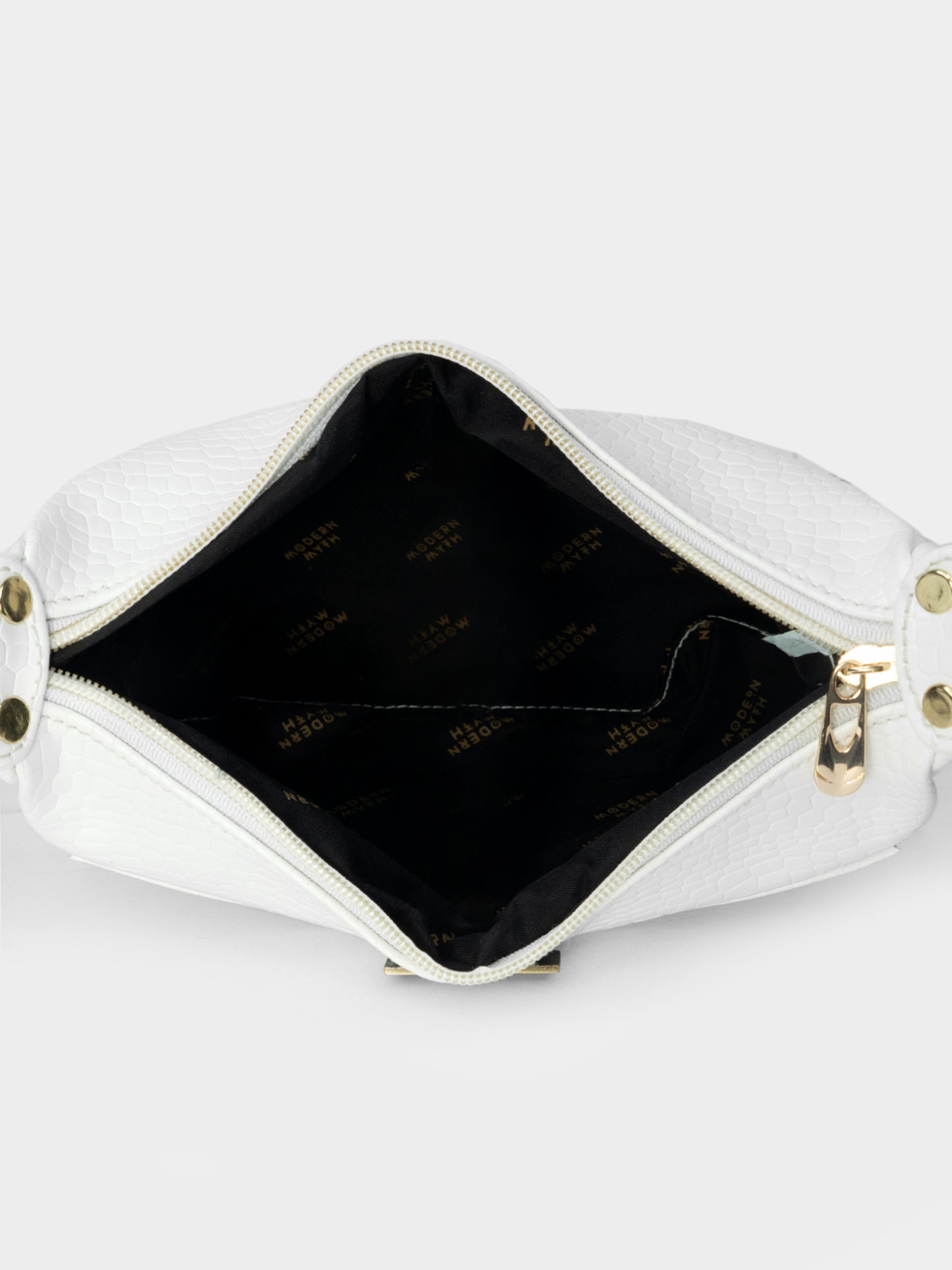 White Retro Shoulder Baguette With Twin Pockets | Modern Myth